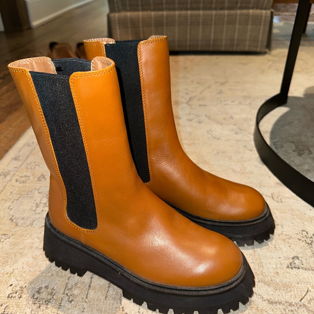 Zara Leather Lug Sole Chunky Ankle Chelsea Combat Boots